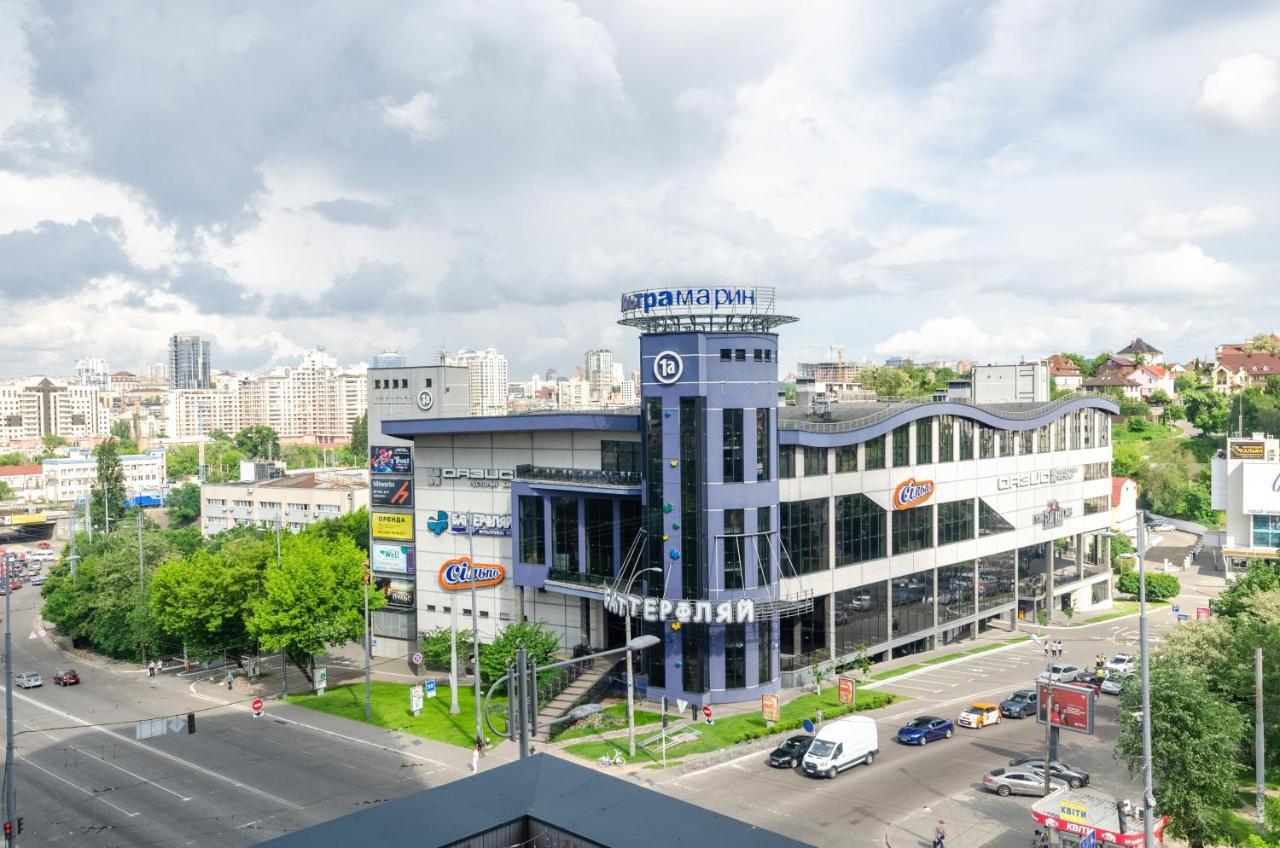 Petrovdom 199A-199B In Smart Apartments Rc Kvartet Near Central Railway Station Kyiv Exterior photo